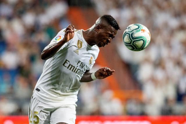 巴萨20轮联赛积39分 近20年来第二差战绩